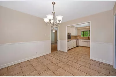 21 Saratoga Circle, Sacramento, CA 95864 - Photo 9