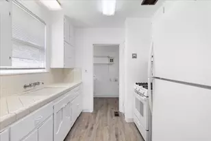 1460 Michigan Ave, Stockton, CA 95204 - Photo 11