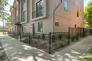 3024 I St, Sacramento, CA 95816 - Photo 3