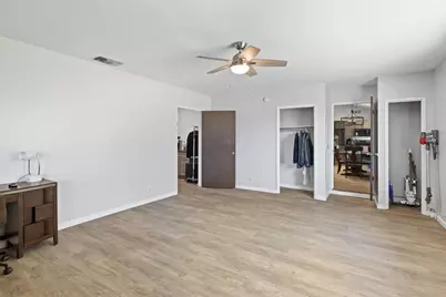 7610 Lakeridge Circle, Elk Grove, CA 95624 - Photo 29