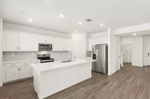 2261 Hewins St, Manteca, CA 95337 - Photo 3