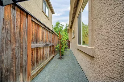 1657 Bowen Drive, Folsom, CA 95630 - Photo 41
