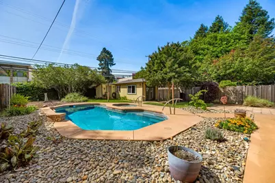 524 Sandburg Drive, Sacramento, CA 95819 - Photo 15