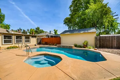 524 Sandburg Drive, Sacramento, CA 95819 - Photo 23