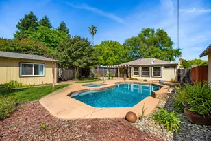 524 Sandburg Dr, Sacramento, CA 95819 - Photo 9