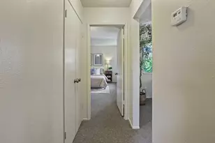 1118 Fallbrook Dr, Stockton, CA 95210 - Photo 15