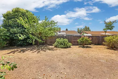 1118 Fallbrook Drive, Stockton, CA 95210 - Photo 33