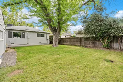 2368 Murieta Way, Sacramento, CA 95822 - Photo 25