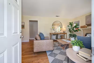 5712 Carlson Drive, Sacramento, CA 95819 - Photo 5