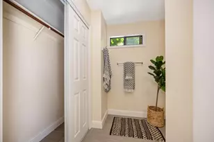 5712 Carlson Dr, Sacramento, CA 95819 - Photo 29