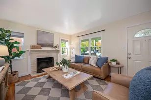 5712 Carlson Dr, Sacramento, CA 95819 - Photo 9