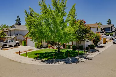 8113 Bellsbrae Drive, Antelope, CA 95843 - Photo 3