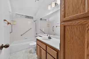 8113 Bellsbrae Dr, Antelope, CA 95843 - Photo 27