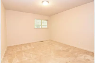 1661 Smith Drive, Turlock, CA 95382 - Photo 31