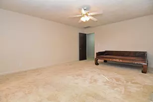 1661 Smith Dr, Turlock, CA 95382 - Photo 35