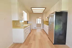 1661 Smith Dr, Turlock, CA 95382 - Photo 19
