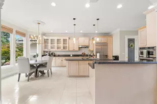 8540 Le Parc Ct, Fair Oaks, CA 95628 - Photo 11