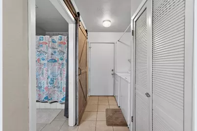 6431 Madison Avenue, Carmichael, CA 95608 - Photo 17