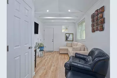 1013 Frienza Avenue, Sacramento, CA 95815 - Photo 31