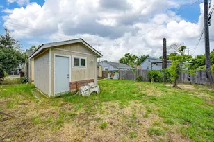 1013 Frienza Ave, Sacramento, CA 95815 - Photo 37