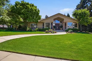 10236 Whitetail Dr, Oakdale, CA 95361 - Photo 1