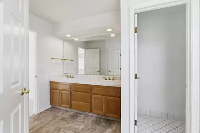 1102 Creek Ridge Court, Roseville, CA 95747 - Photo 31