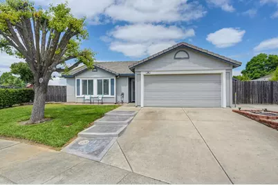 183 Dawn Circle, Galt, CA 95632 - Photo 1