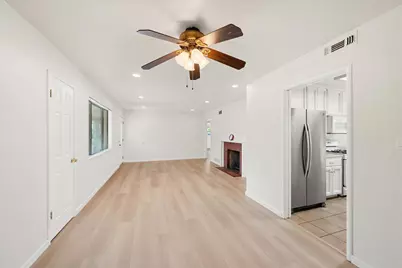 7517 Circle Parkway, Sacramento, CA 95823 - Photo 9