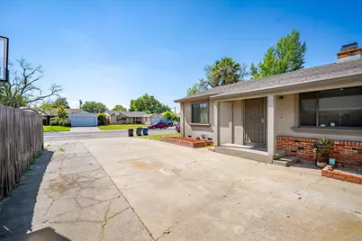 7517 Circle Parkway, Sacramento, CA 95823 - Photo 37