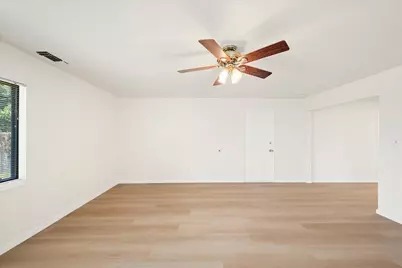 7517 Circle Parkway, Sacramento, CA 95823 - Photo 11
