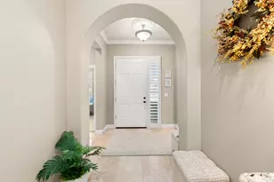 5723 Grassington Ln, Sacramento, CA 95835 - Photo 9