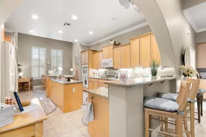 5723 Grassington Lane, Sacramento, CA 95835 - Photo 33