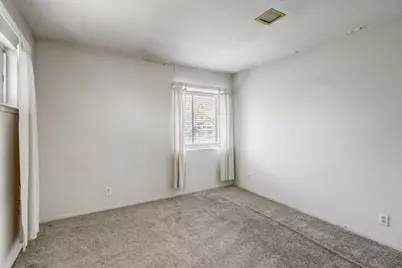 2154 Meadowglen Avenue, Sacramento, CA 95832 - Photo 25
