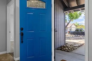 3108 Hogarth Dr, Sacramento, CA 95827 - Photo 5