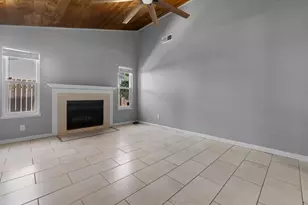 3108 Hogarth Dr, Sacramento, CA 95827 - Photo 17