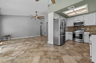 3108 Hogarth Dr, Sacramento, CA 95827 - Photo 9
