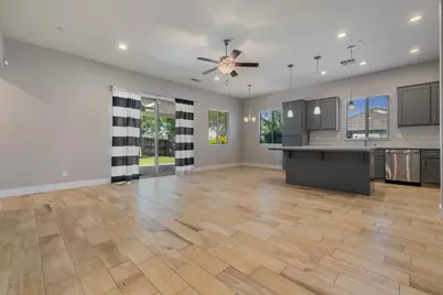 1126 Gardenia Court, Patterson, CA 95363 - Photo 7