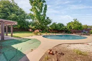 5437 Valhalla Dr, Carmichael, CA 95608 - Photo 39