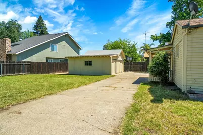 6049 Landis, Carmichael, CA 95608 - Photo 23