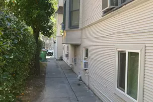1106 E, Sacramento, CA 95814 - Photo 13