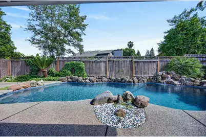 342 Rivergate Way, Sacramento, CA 95831 - Photo 37