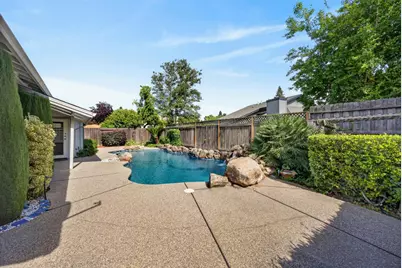 342 Rivergate Way, Sacramento, CA 95831 - Photo 45