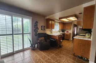 8558 Carlin Ave, Sacramento, CA 95823 - Photo 15