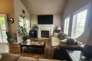 8558 Carlin Ave, Sacramento, CA 95823 - Photo 7