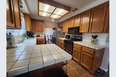 8558 Carlin Avenue, Sacramento, CA 95823 - Photo 11