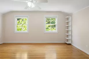 1049 11th Ave, Sacramento, CA 95818 - Photo 25