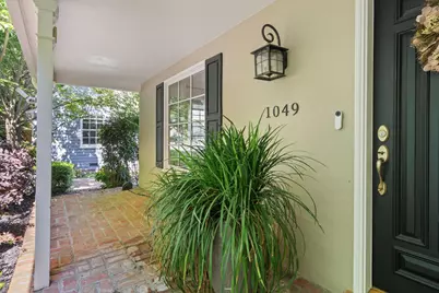 1049 11th Avenue, Sacramento, CA 95818 - Photo 5
