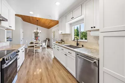 10704 Round Valley Road, Grass Valley, CA 95949 - Photo 11