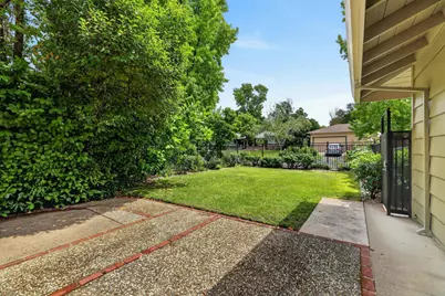 1321 Normandy Lane, Sacramento, CA 95822 - Photo 81