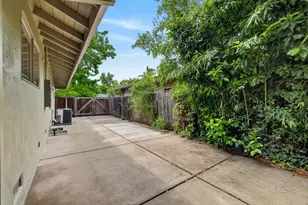 1321 Normandy Ln, Sacramento, CA 95822 - Photo 9